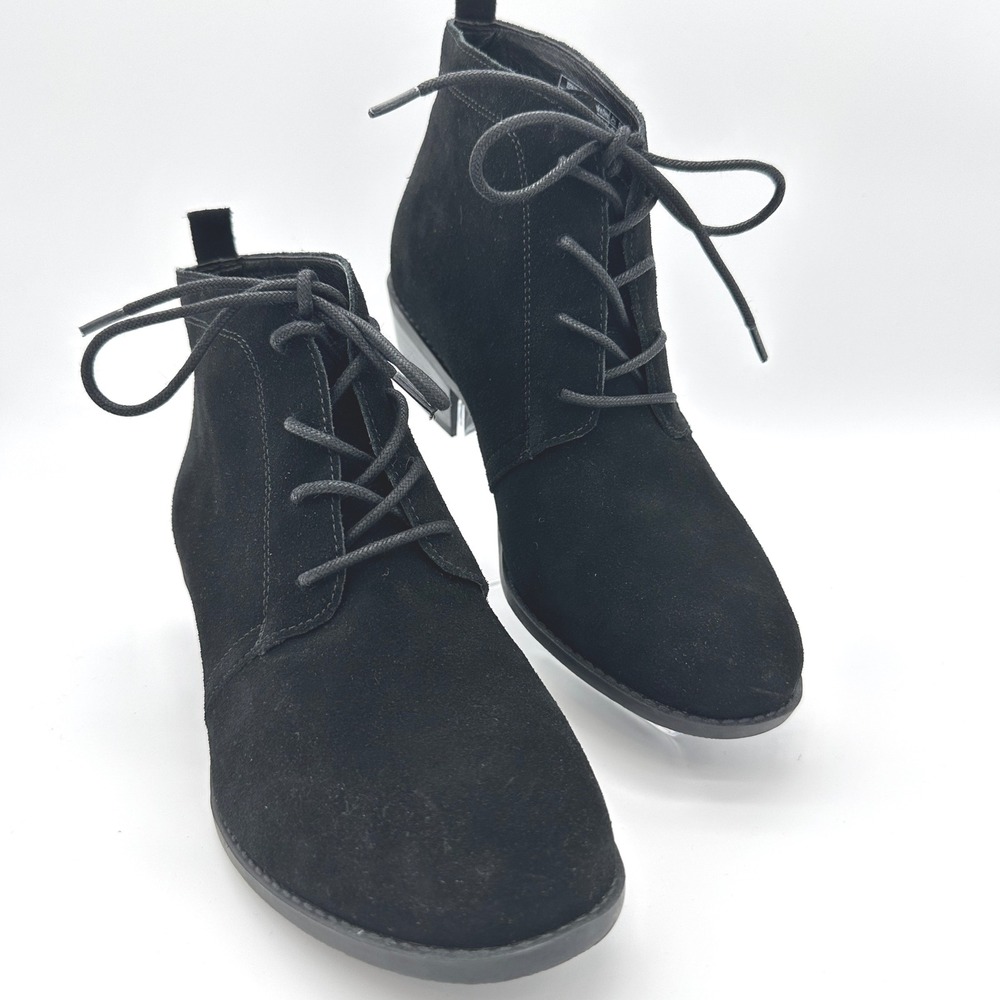 Vionic Andi Black Suede Lace Up Ankle Booties Women's Size 7.5 - Picture 2 of 12